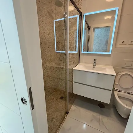 Teror 503 Apartmán *